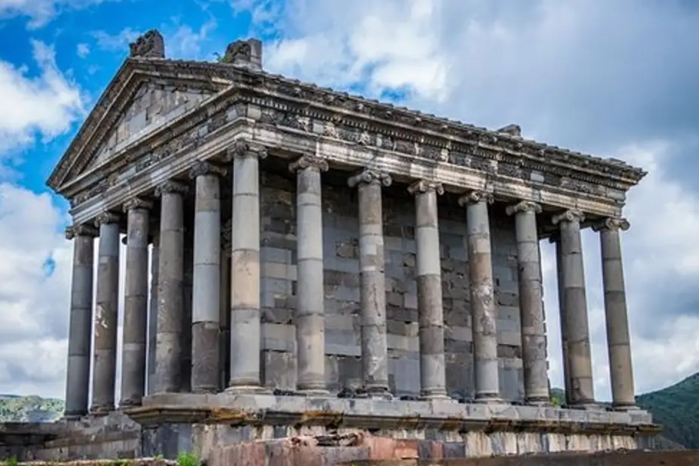 Group Tour: Garni Temple, Geghard, and Lavash Baking from Yerevan